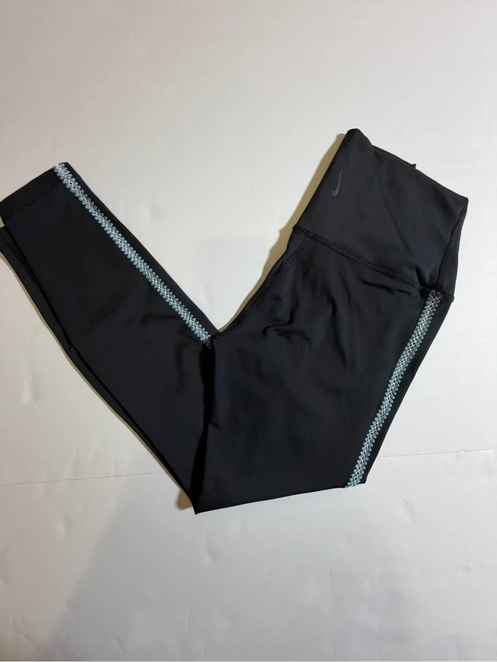 Nike Womens Black Athletic Leggings with Blue Trim